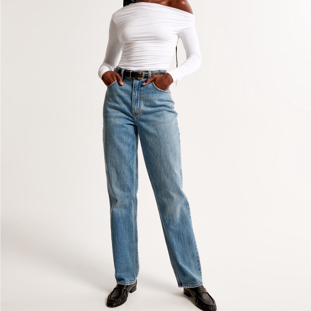 Ultra High Rise 90s Straight Jean 30/10S